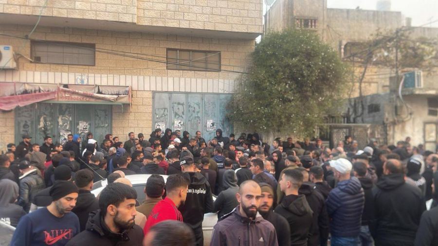 ارتقاء 4 شبان في عزون شرق قلقيلية واشتباكات واعتقالات واسعة بالضفة